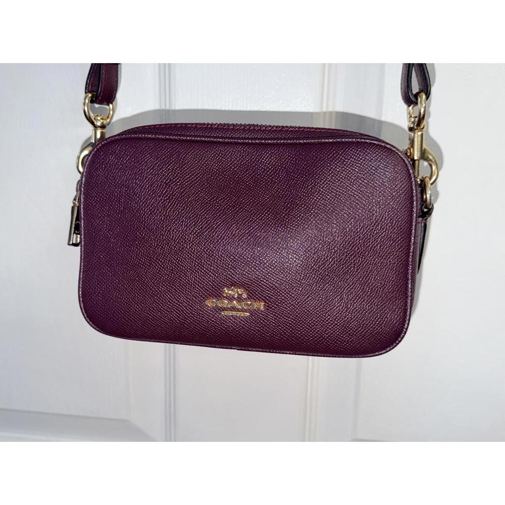 Coach Jes Crossbody 20 in Crossgrain Leather Burgundy C1302